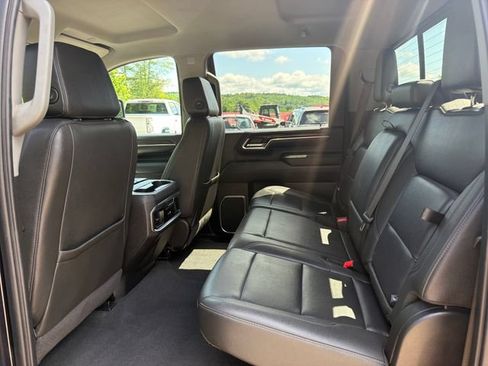 Used 2024 GMC Sierra 2500 SLT w/ SLT Premium Package AWD/4WD image 28