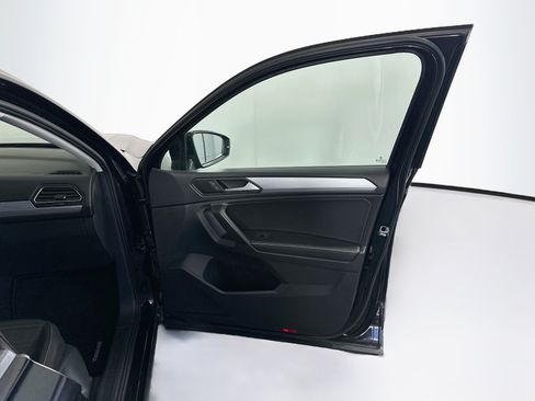 Used 2023 Volkswagen Tiguan S FWD image 32