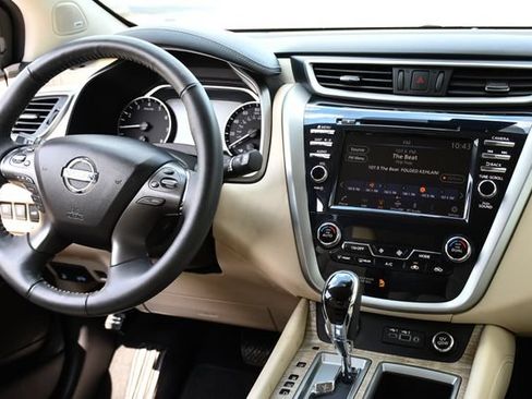 Used 2020 Nissan Murano SL AWD/4WD image 2