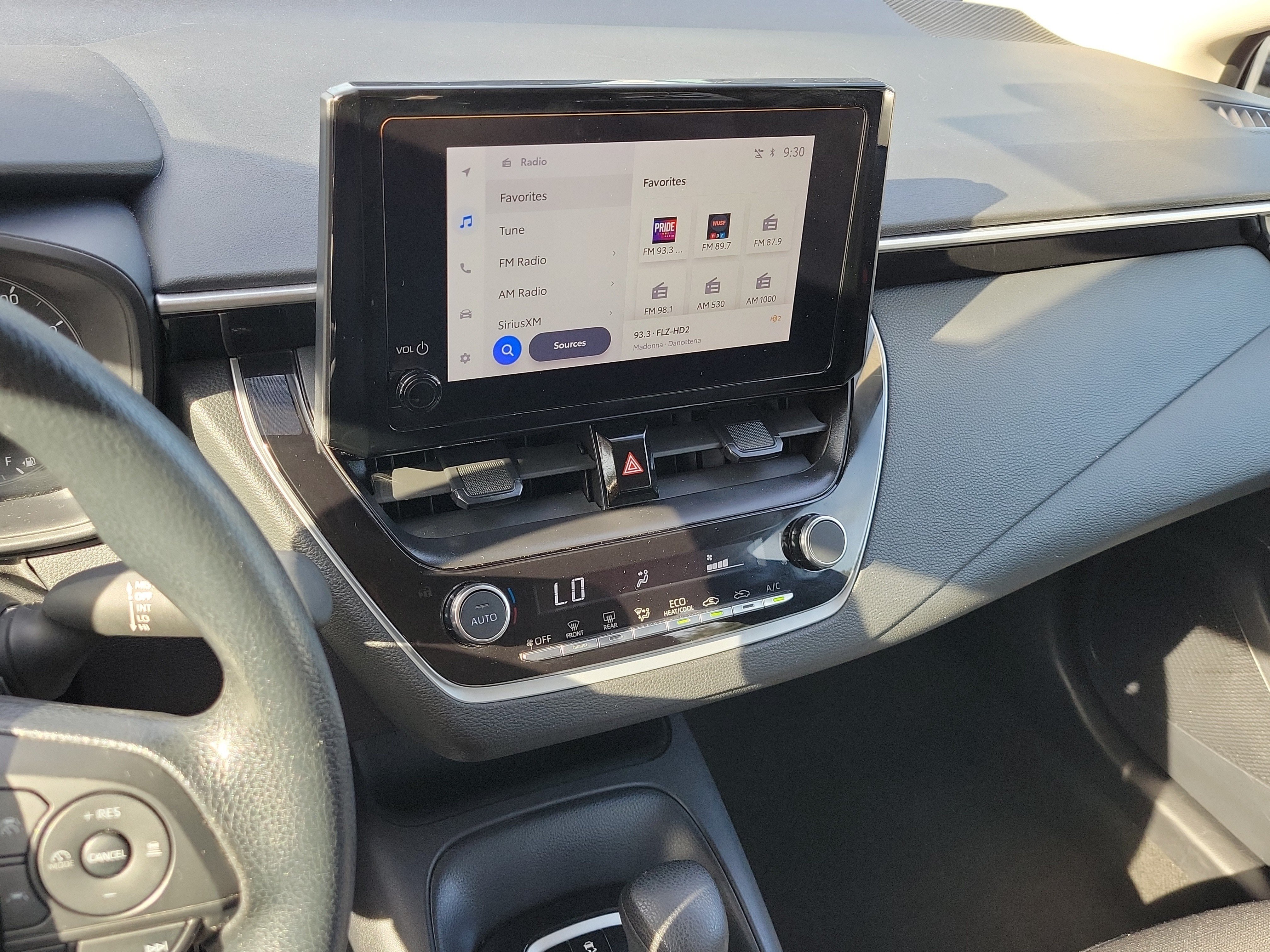 Used 2024 Toyota Corolla LE FWD image 22