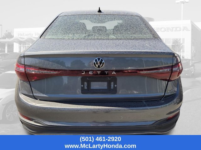 Used 2025 Volkswagen Jetta Sport FWD image 4