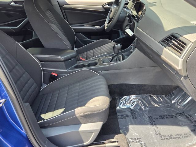 Used 2022 Volkswagen Jetta Sport FWD image 16
