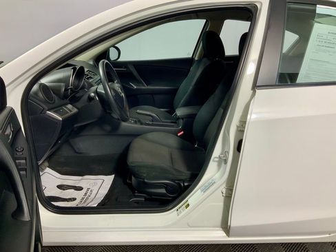 Used 2012 MAZDA MAZDA3 i Sport FWD image 15