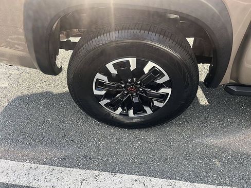Certified 2023 Nissan Frontier Pro-X w/ Technology Package RWD image 12
