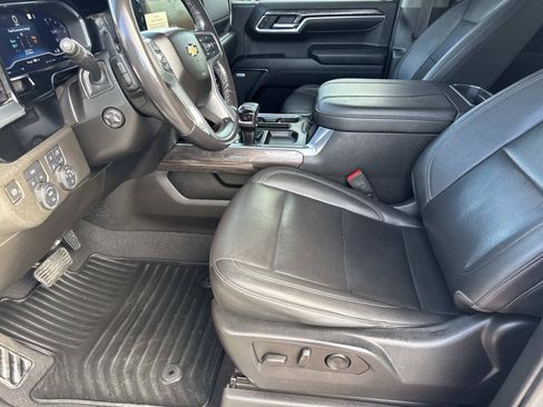 Used 2023 Chevrolet Silverado 1500 LTZ AWD/4WD image 16