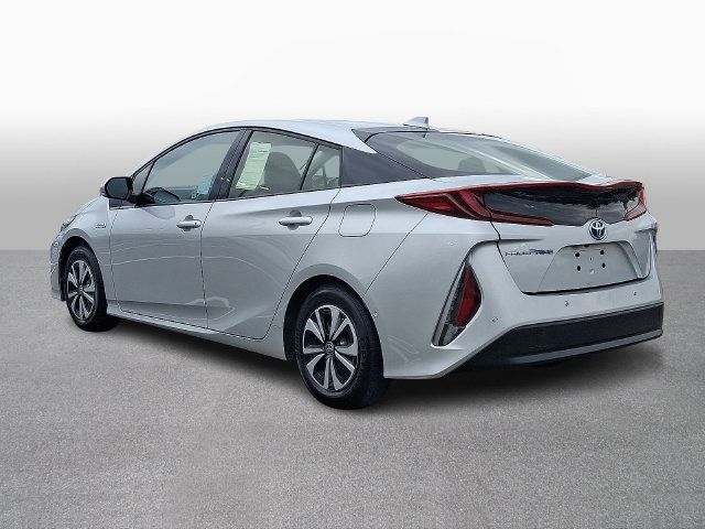Used 2017 Toyota Prius Prime Advanced w/ Carpet Mat Package FWD image 6
