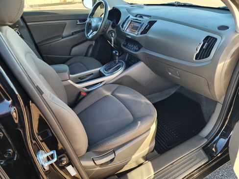 Used 2013 Kia Sportage LX w/ Convenience Pkg image 12