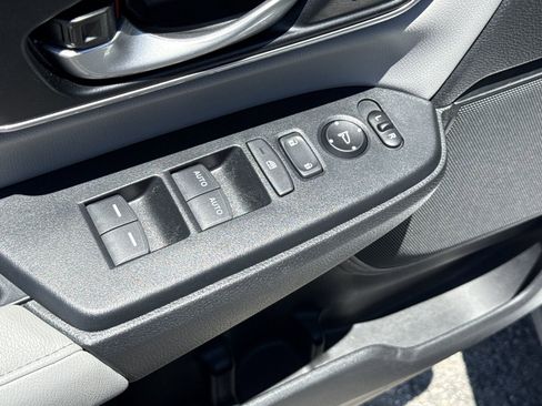 Used 2022 Honda CR-V EX-L image 15