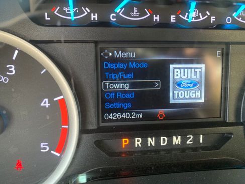 Used 2019 Ford F250 XLT w/ XLT Premium Package image 17