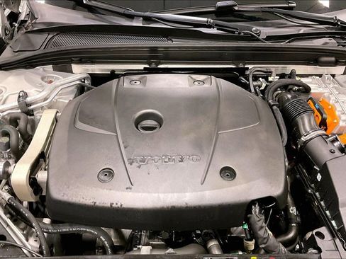 Certified 2024 Volvo S60 T8 Plus w/ Climate Package AWD/4WD image 30