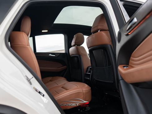 Used 2019 Mercedes-Benz GLE 43 AMG 4MATIC image 17