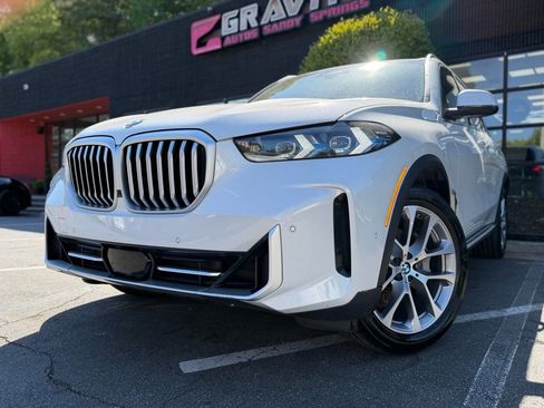 Used 2025 BMW X5 xDrive40i AWD/4WD image 2