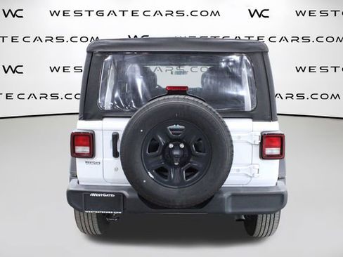 Used 2022 Jeep Wrangler Unlimited Sport image 7