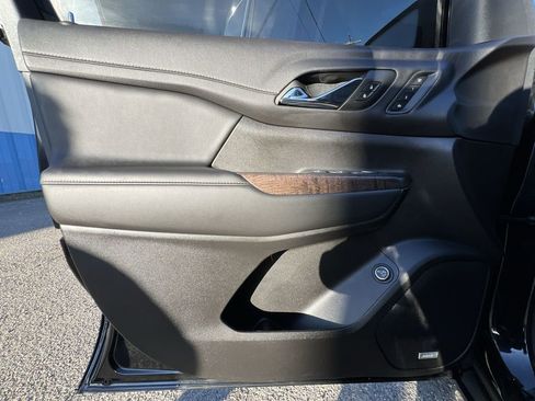 Certified 2023 GMC Acadia Denali image 21