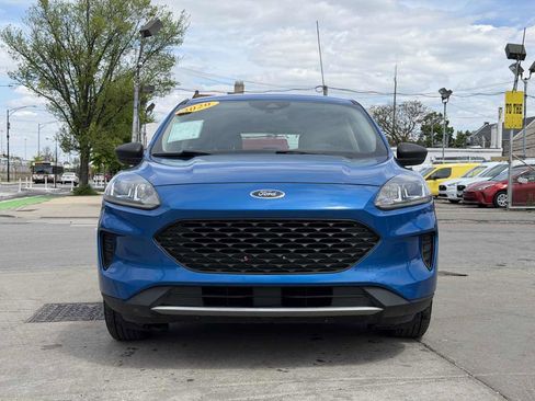 Used 2020 Ford Escape S FWD image 2