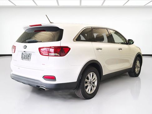 Used 2020 Kia Sorento LX FWD image 4