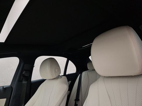 Used 2021 Mercedes-Benz E 350 4MATIC Sedan image 21