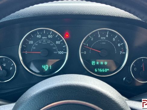 Used 2018 Jeep Wrangler Unlimited Sport S image 28