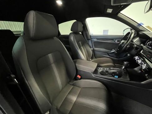 Used 2024 Honda Civic Sport image 9