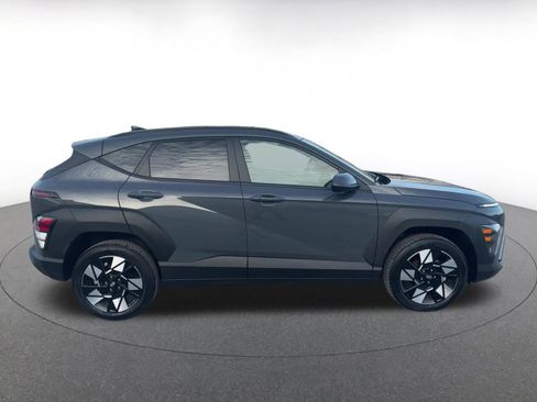 Used 2025 Hyundai Kona SEL image 18