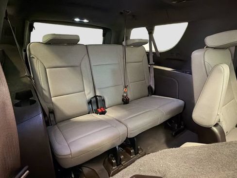 Used 2022 GMC Yukon XL SLT w/ SLT Premium Package AWD/4WD image 25