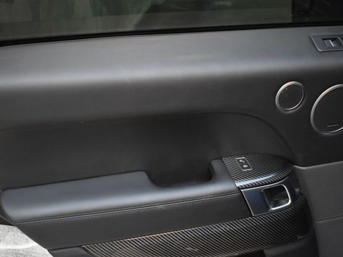 Used 2017 Land Rover Range Rover Sport SVR image 16
