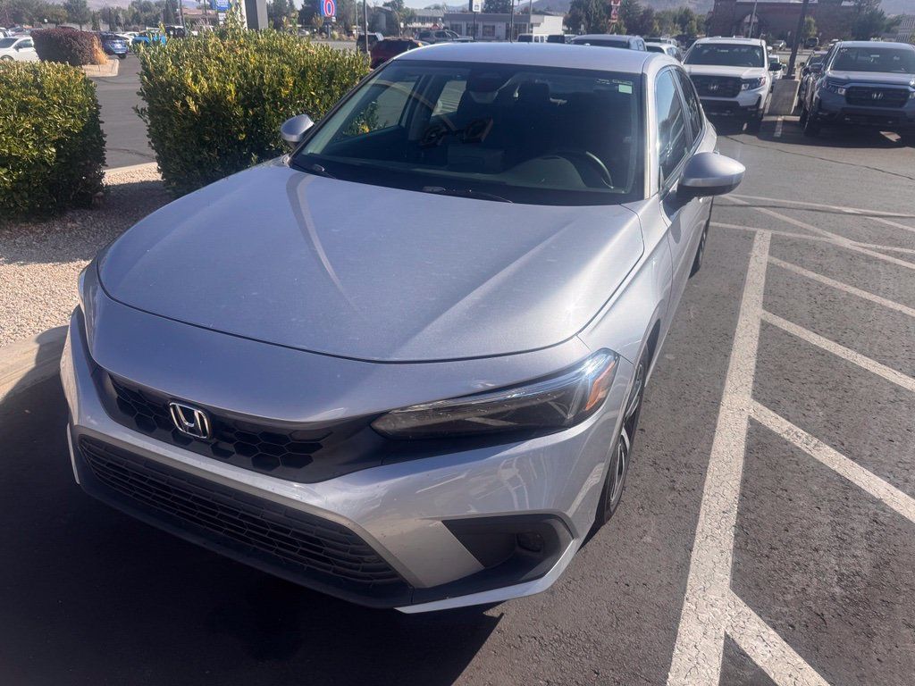 Used 2024 Honda Civic LX image 2