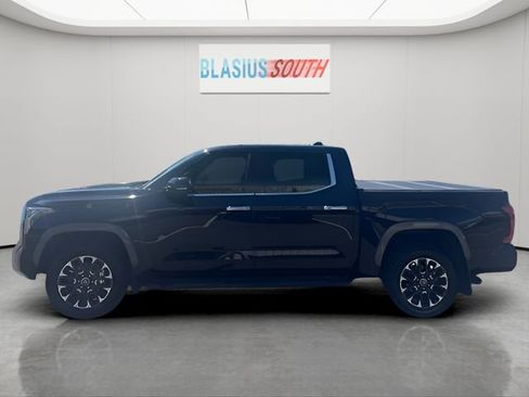 Used 2024 Toyota Tundra Limited AWD/4WD image 6