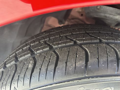 Certified 2022 Toyota Camry SE image 12