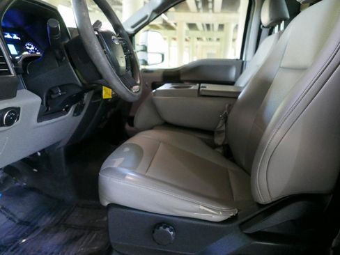 Used 2019 Ford F350 XL w/ XL Value Package AWD/4WD image 9