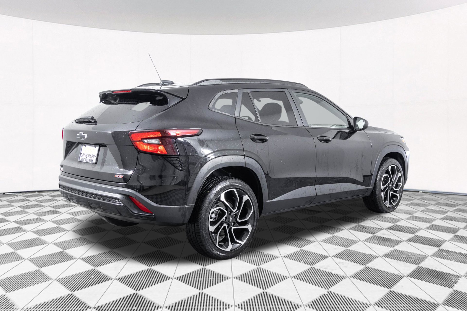 Used 2024 Chevrolet Trax RS w/ Sunroof Package FWD image 17