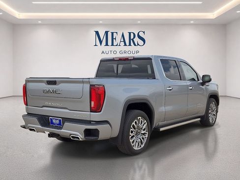 Used 2024 GMC Sierra 1500 Denali Ultimate AWD/4WD image 5