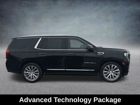 Used 2022 GMC Yukon Denali w/ Denali Premium Package image 7