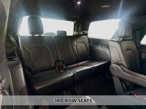 Used 2019 Ford Expedition Limited RWD image 10