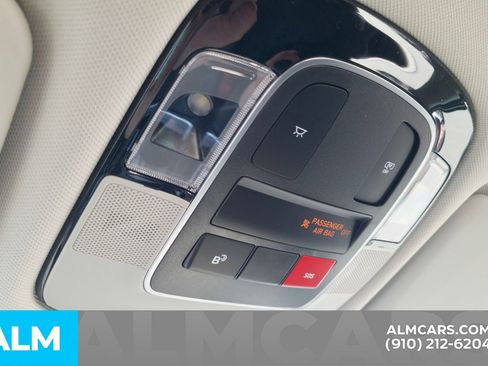 Certified 2025 Hyundai Tucson SE image 30