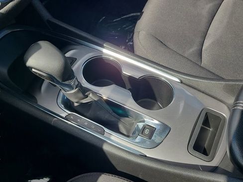 Used 2024 Chevrolet Malibu LT image 35