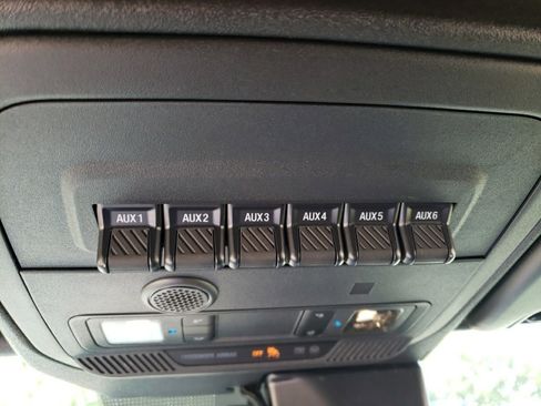 New 2023 Ford Bronco Black Diamond image 29