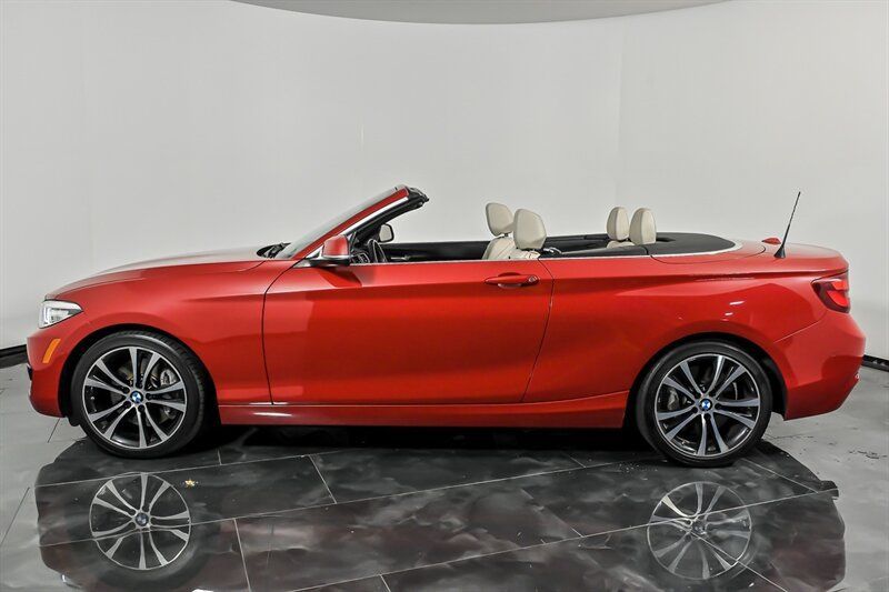 Used 2021 BMW 230i xDrive Convertible w/ Premium Package AWD/4WD image 6