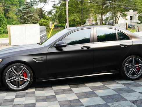 Used 2017 Mercedes-Benz C 63 AMG S w/ Premium 3 Package image 21