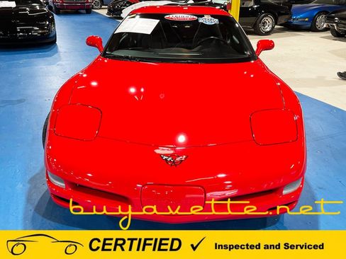 Used 2000 Chevrolet Corvette Coupe RWD image 4