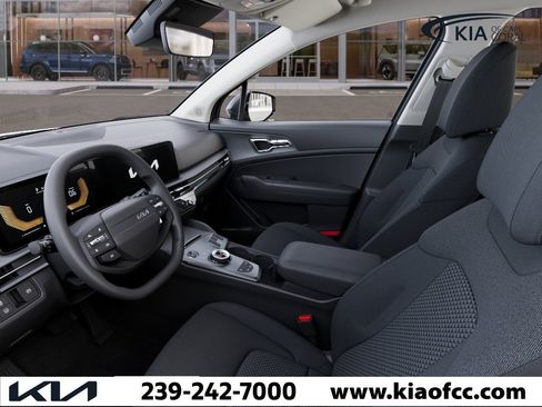New 2026 Kia Sportage LX image 17