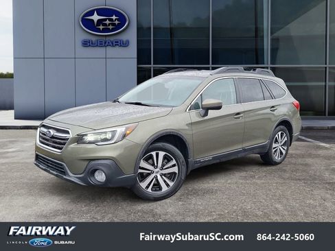 Used 2018 Subaru Outback 2.5i Limited image 1