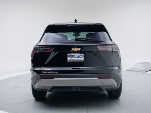Used 2026 Chevrolet Equinox LT AWD/4WD image 6