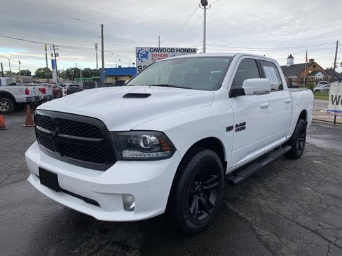 Used 2018 RAM 1500 Sport w/ Sport Premium Group AWD/4WD image 7