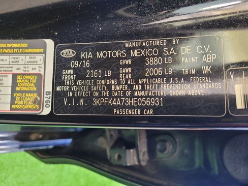 Used 2017 Kia Forte LX image 33