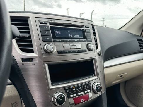Used 2014 Subaru Outback 2.5i image 18