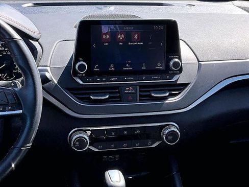 Certified 2023 Nissan Altima 2.5 SR AWD/4WD image 18