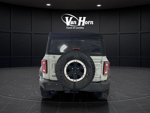 Used 2024 Ford Bronco Outer Banks w/ Sasquatch Package image 13