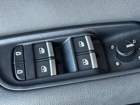 Used 2019 Audi Q8 Premium Plus w/ Premium Plus image 13