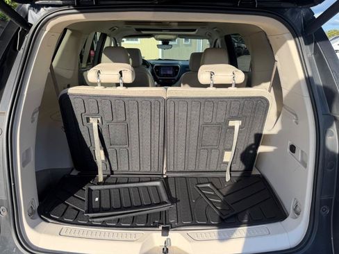 Used 2020 GMC Acadia Denali w/ Trailering Package FWD image 15